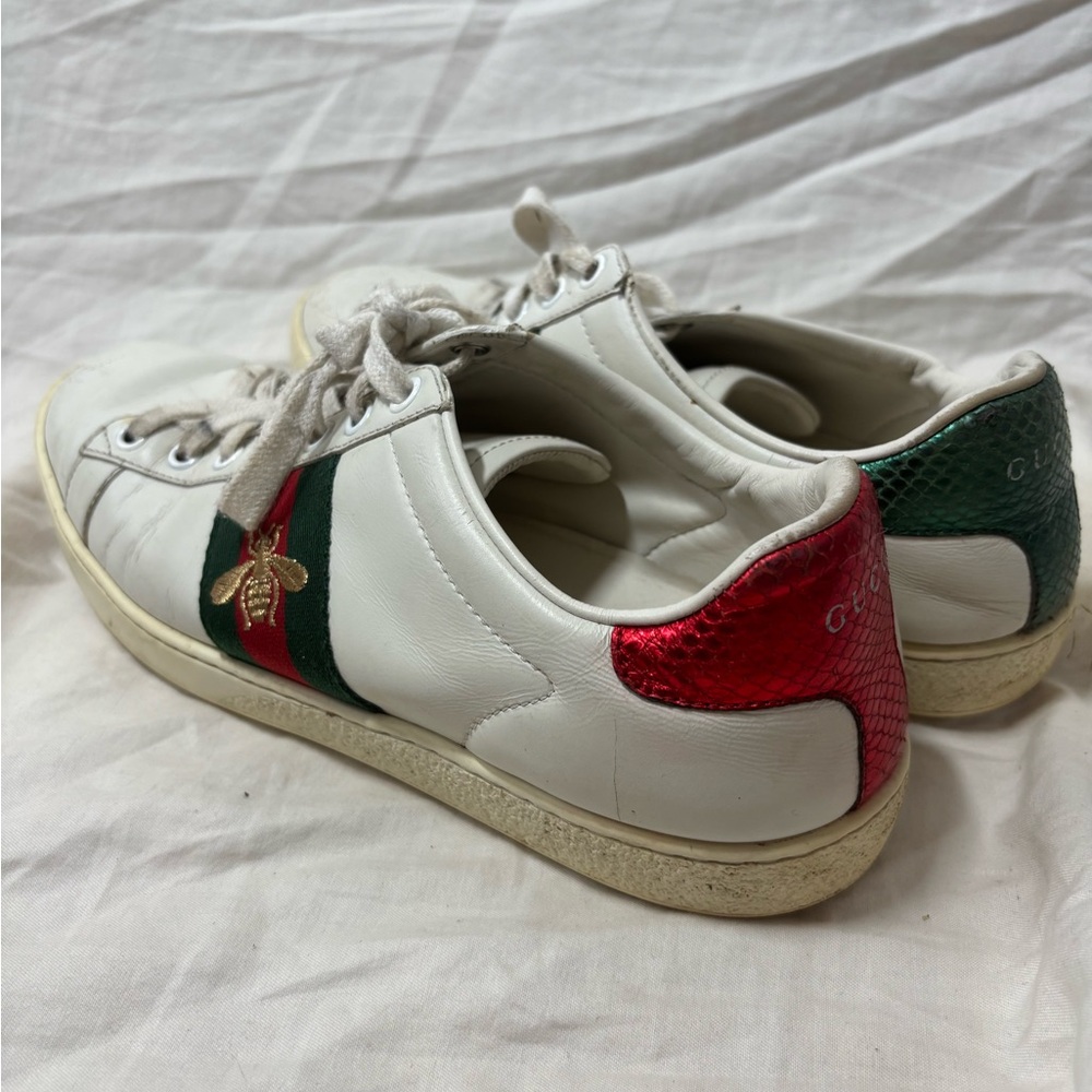 Gucci Shoes Women's Ace Golden Bees Supreme Leather Sneakers White